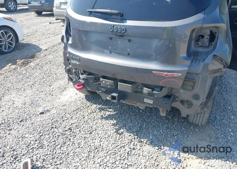 2016 Jeep Renegade Trailhawk from USA, damaged, VIN ZACCJBCT8GPC85482